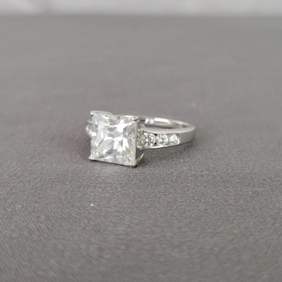 Sparkling Silver 4ct Princess Cut w/ Round Side Stones CZ Engagement Ring, Sz 9 - Picture 9 of 14